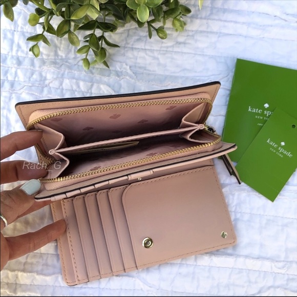 Kate Spade Medium Bifold - Picture 6 of 7